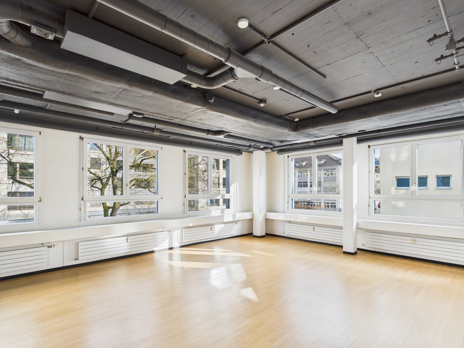 1066m² office, photo 7 of 10
