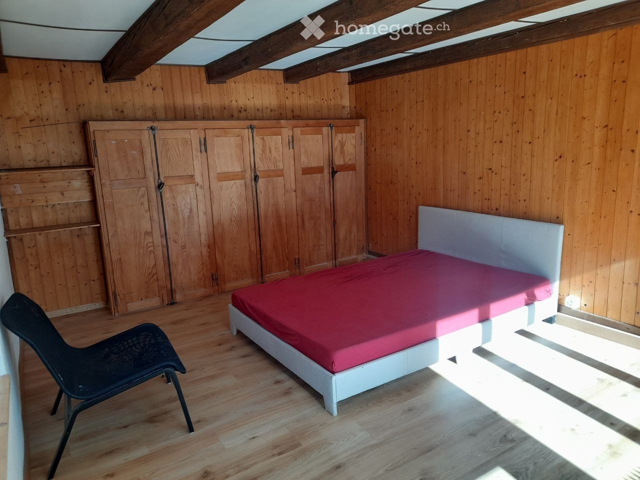 1 room single room, photo 1 of 3