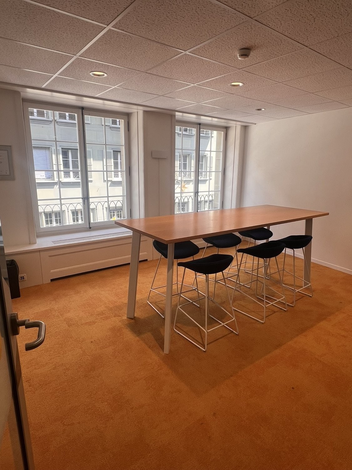 Office, photo 7 of 8