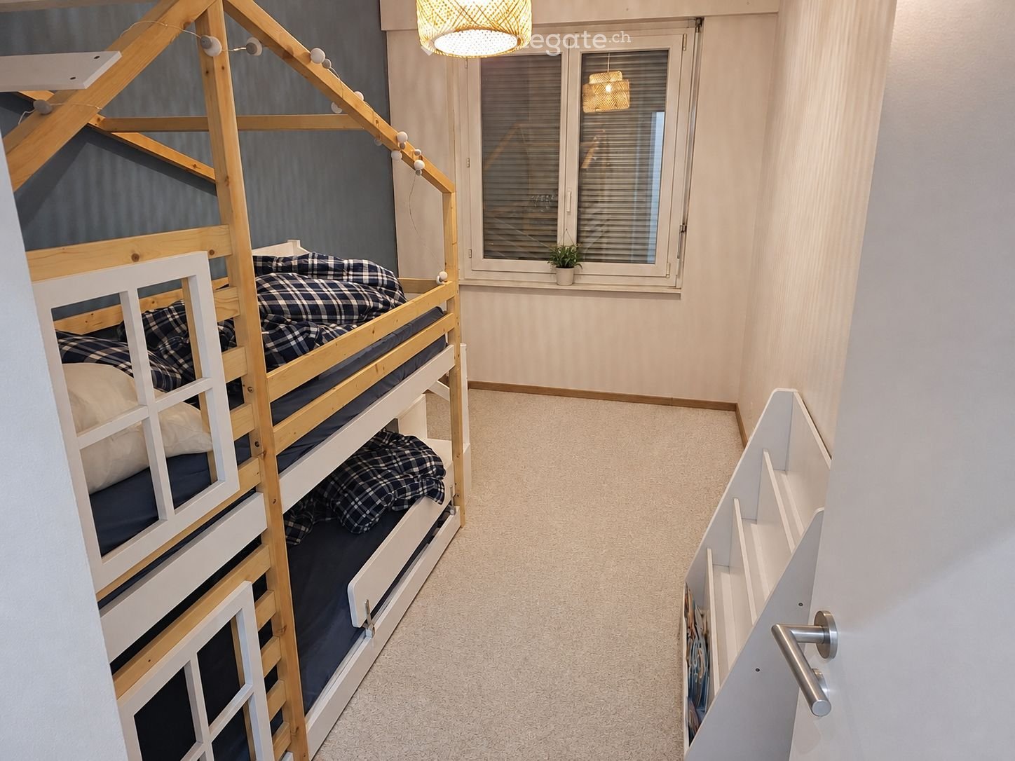 4 rooms apartment, photo 2 of 5