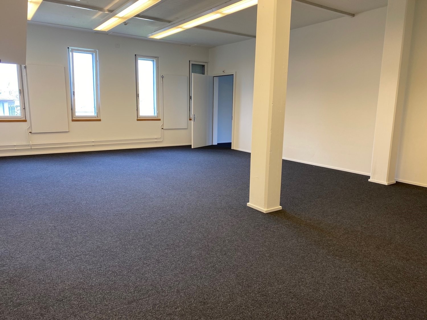 145m² commercial, photo 3 of 5