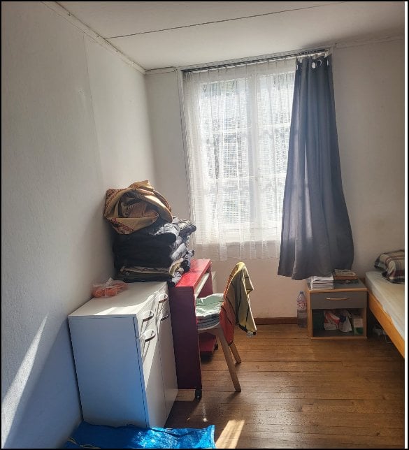 1 pièce chambre simple