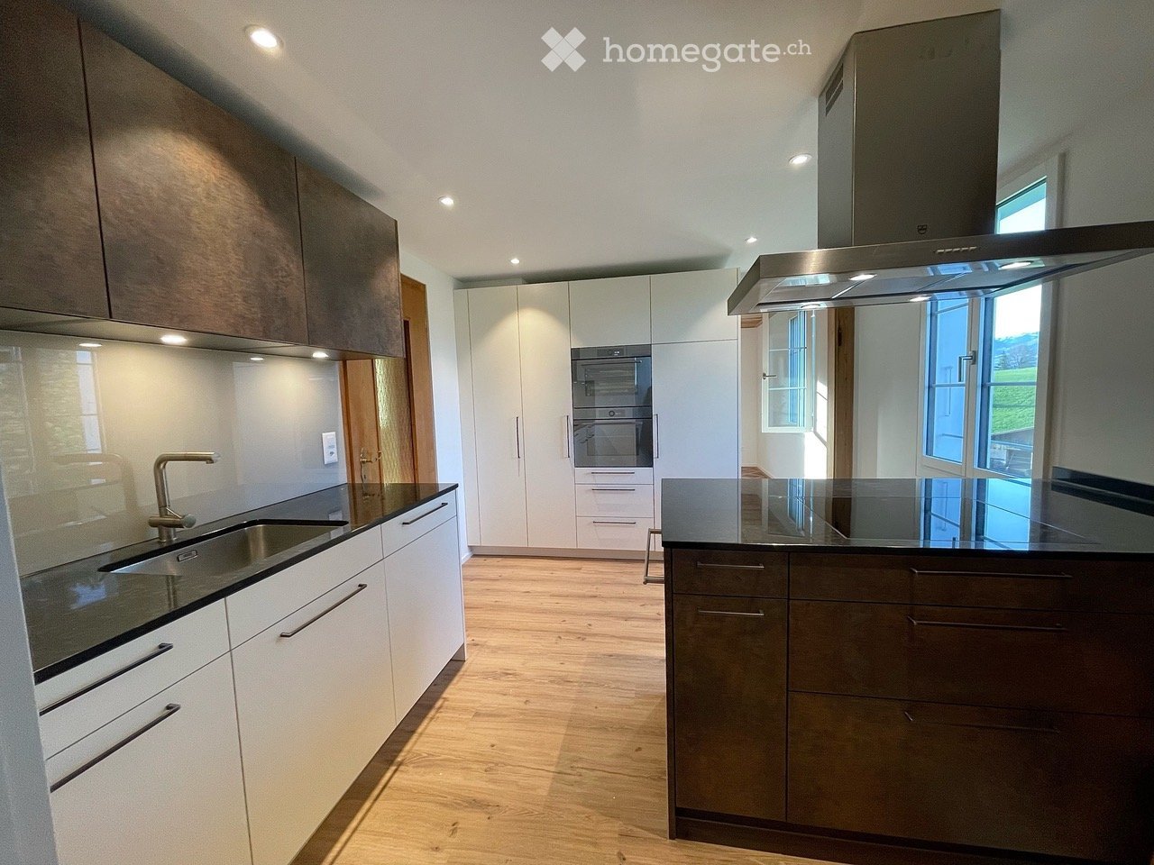 6 ½ rooms apartment, photo 1 of 5