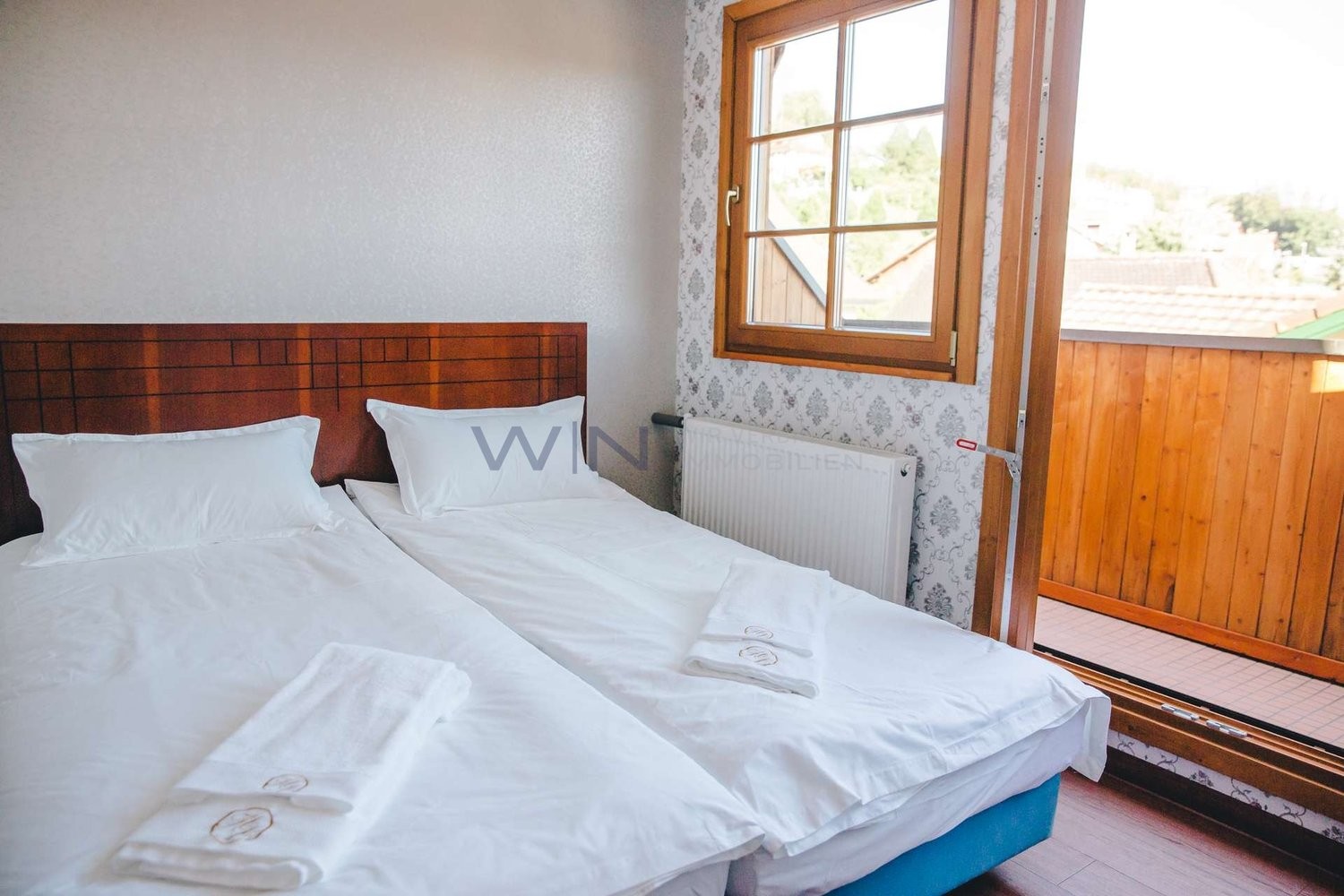maison multifamiliale de 18 pièces