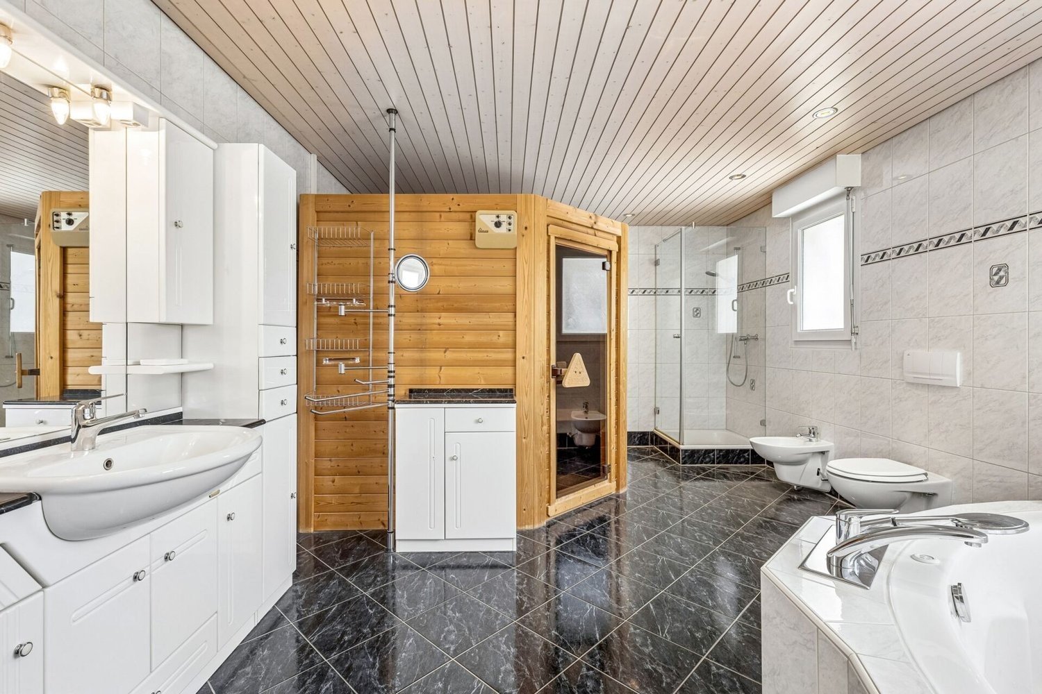 Maison individuelle de 8 ½ pièces