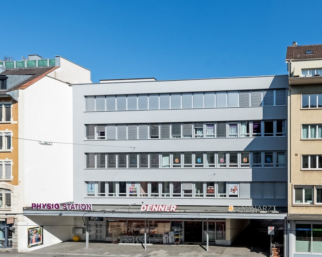 233m² office, photo 1 of 10