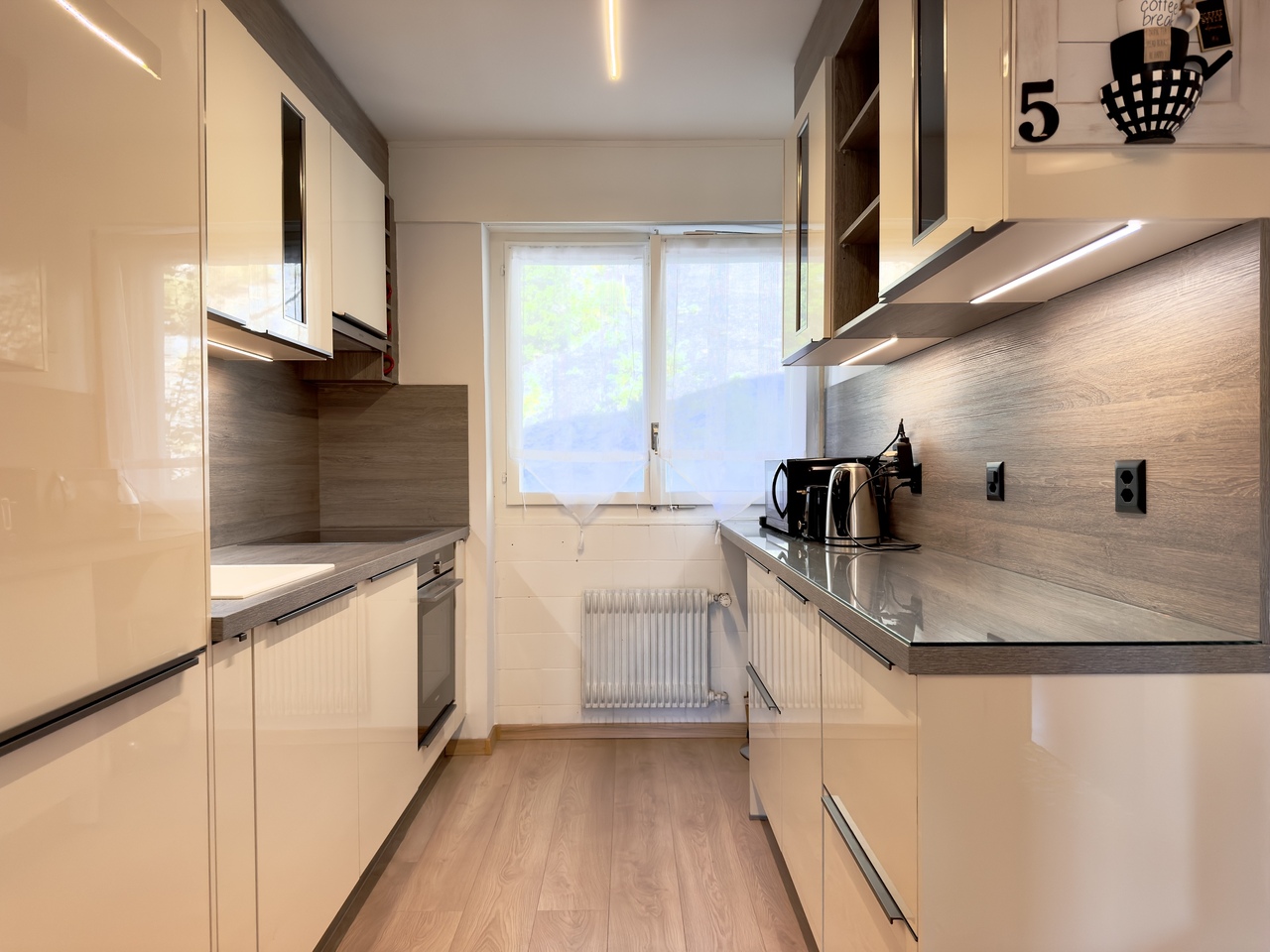 4 rooms apartment, photo 7 of 10