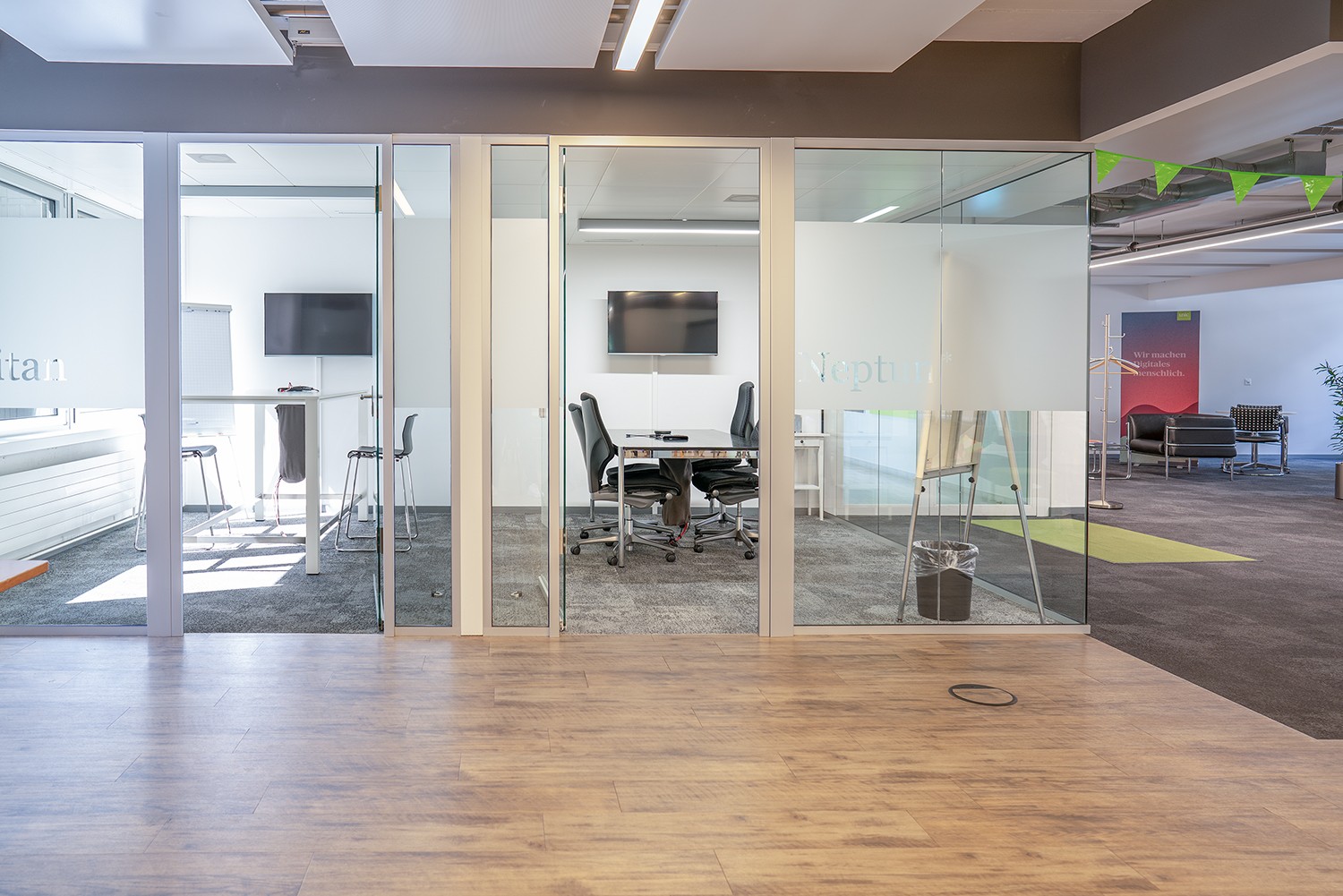 1126m² office, photo 5 of 10