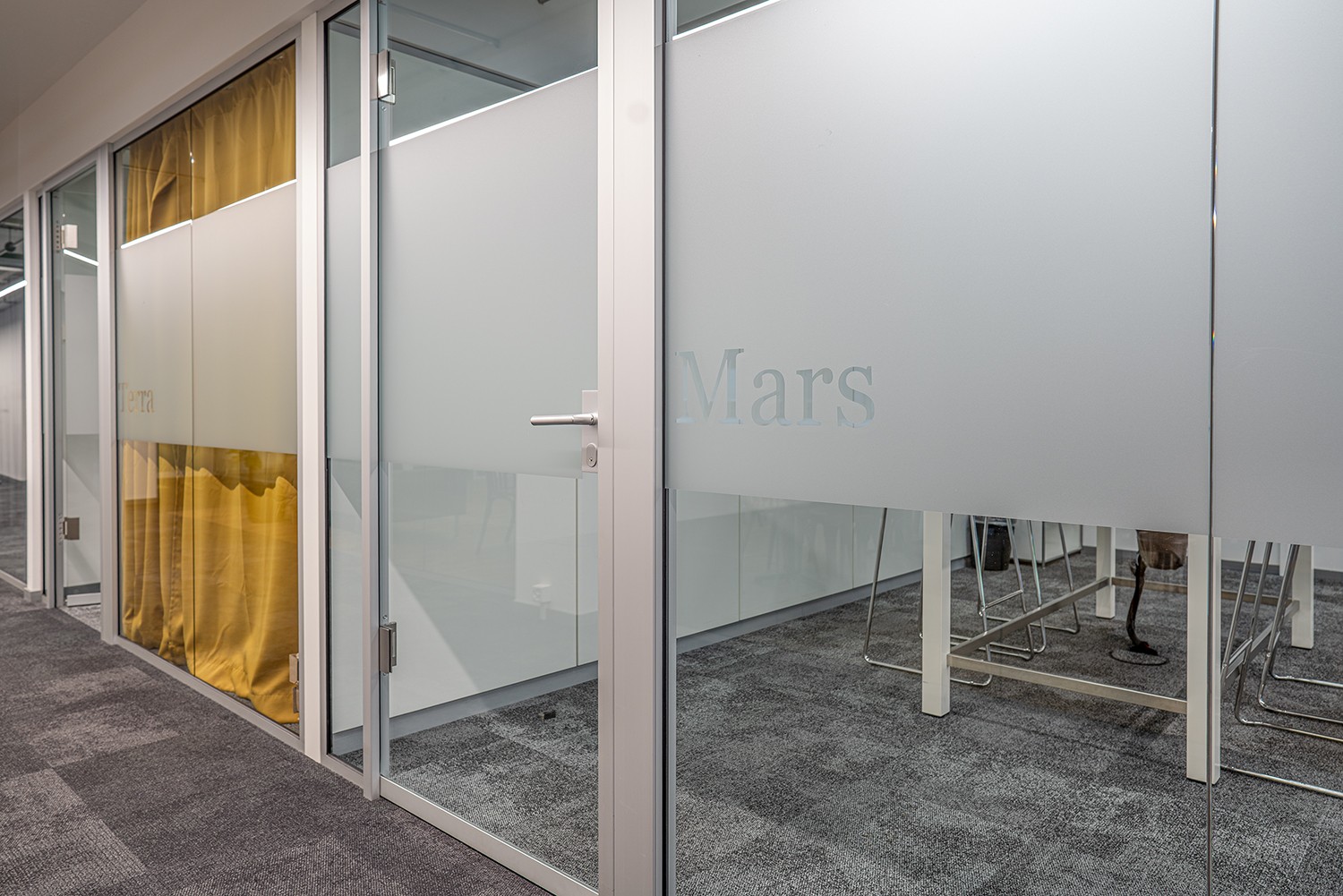 1126m² office, photo 6 of 10