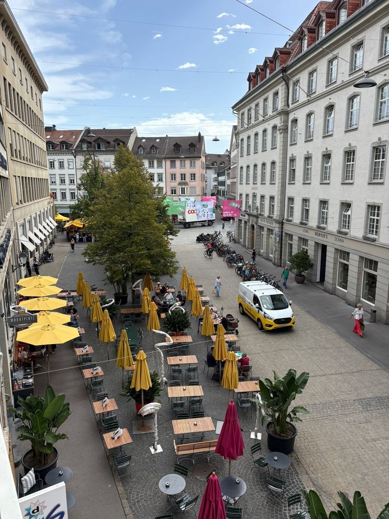 275m² commercial, photo 9 of 10