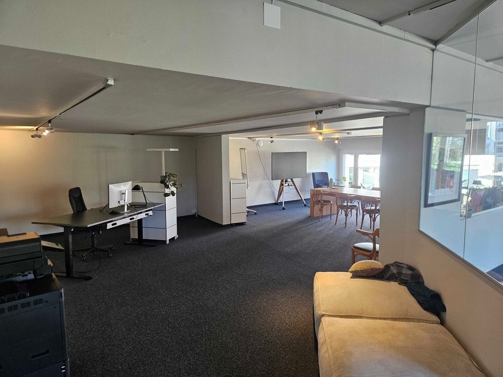 275m² commercial, photo 6 of 10