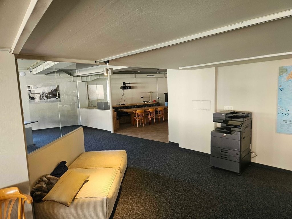 275m² commercial, photo 7 of 10