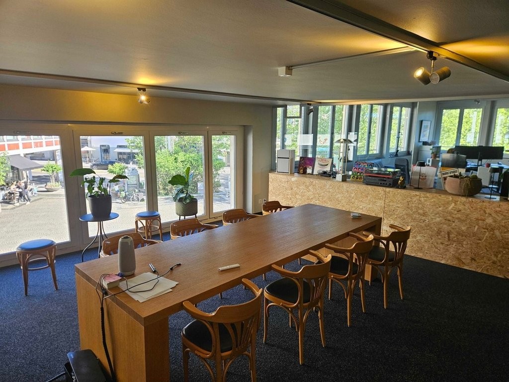 275m² commercial, photo 3 of 10