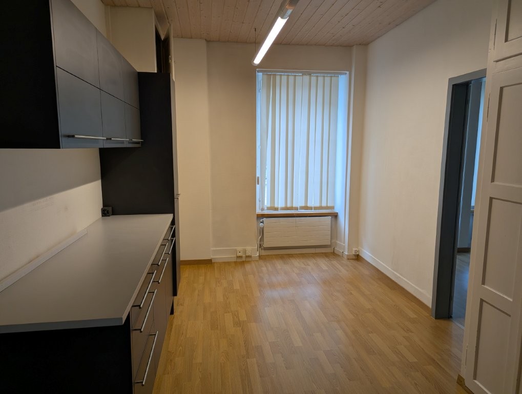 101m² office, photo 3 of 5