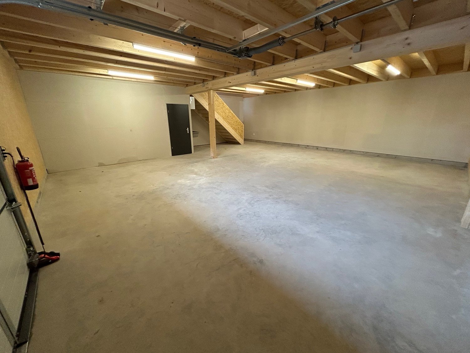 Storage room, photo 4 of 10