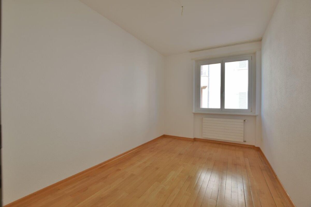 3 rooms apartment, photo 3 of 5