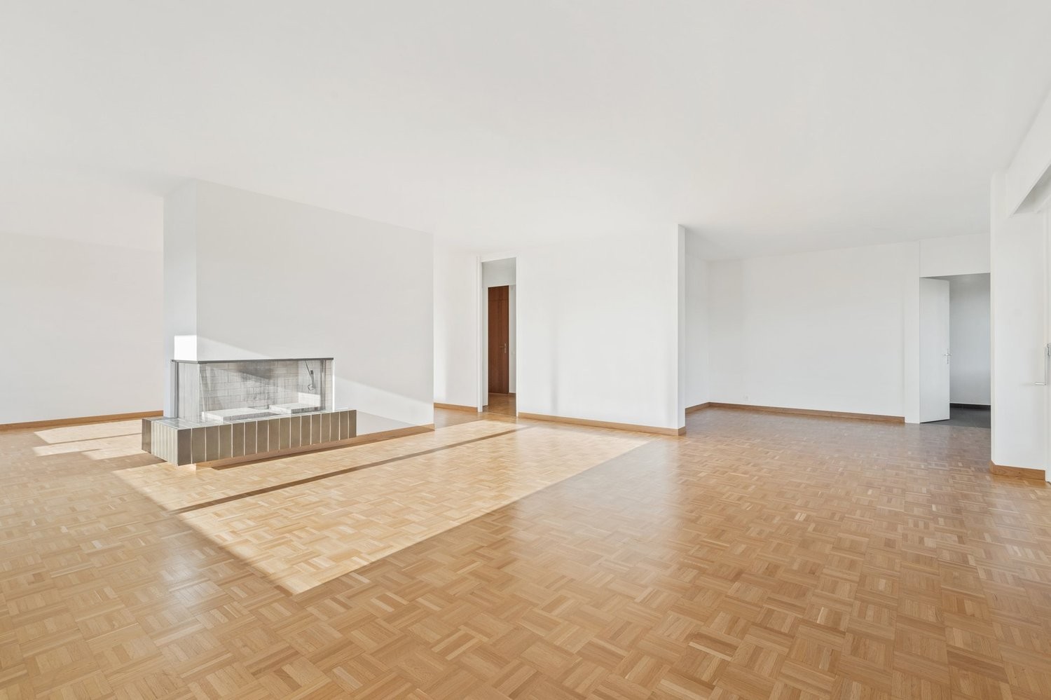 7 rooms apartment, photo 3 of 10