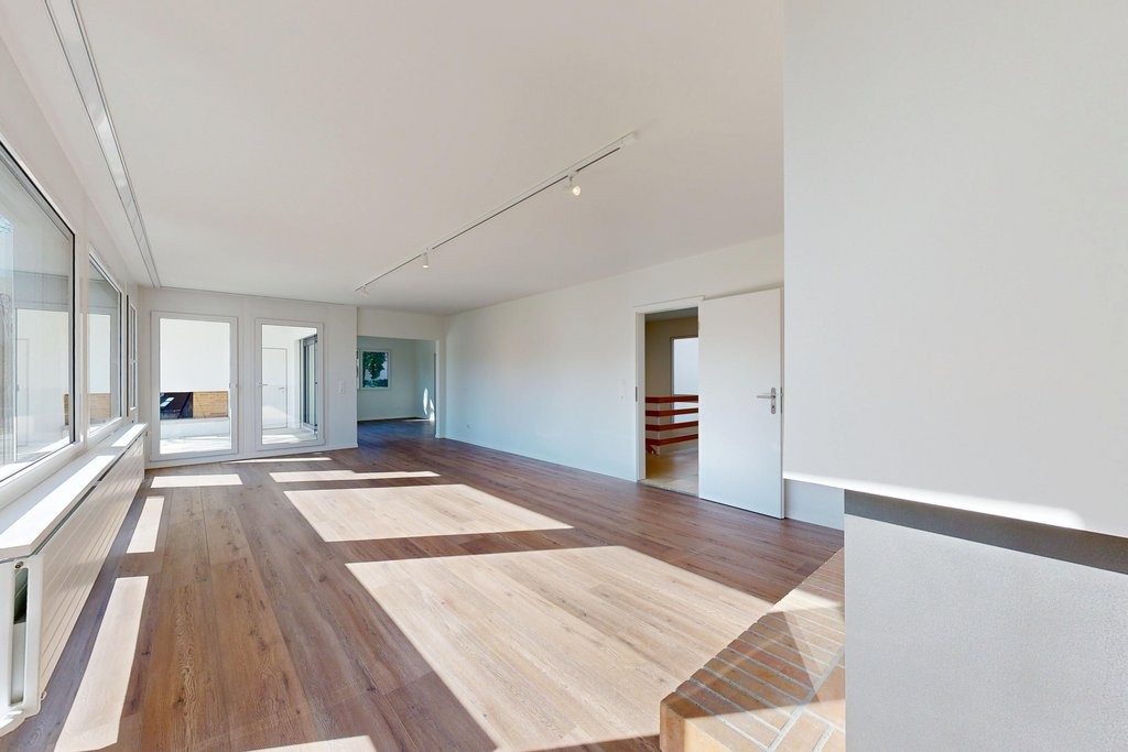 8 ½ rooms single house, photo 4 of 10