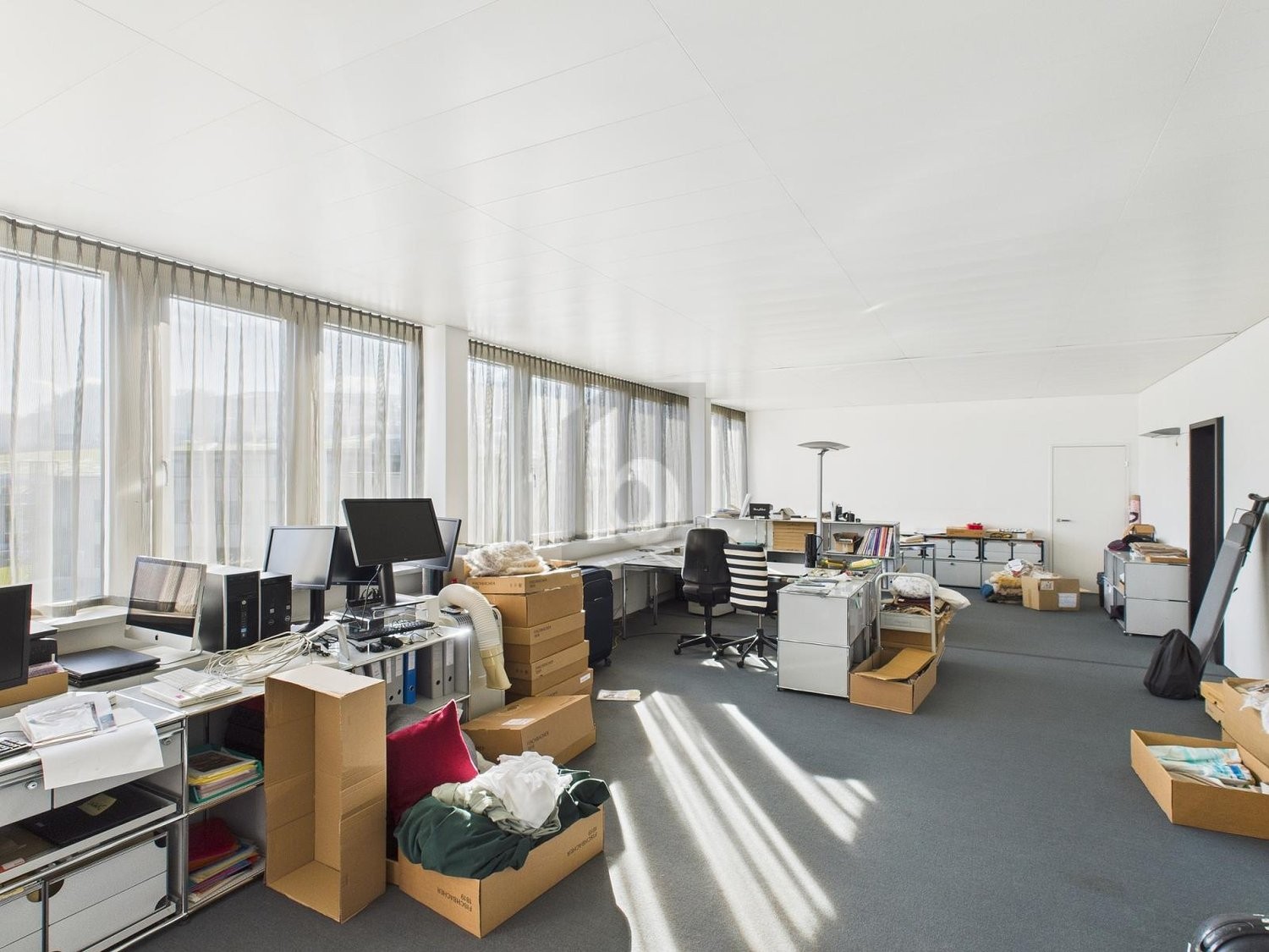 56m² office, photo 2 of 4