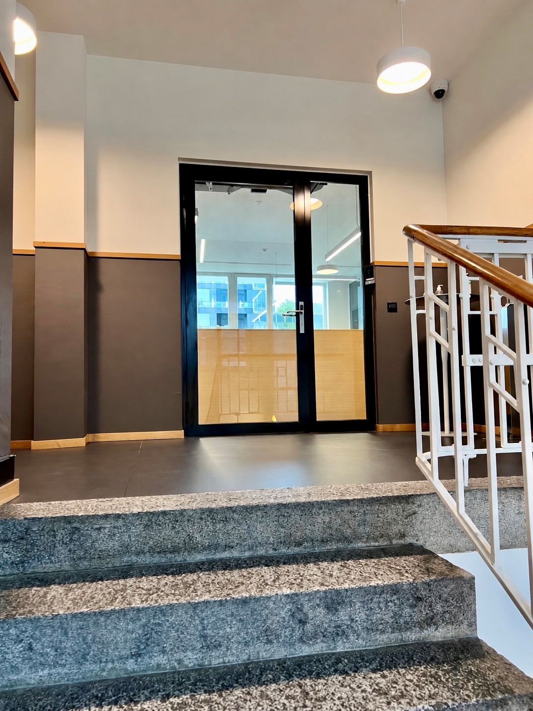 442m² office, photo 3 of 9