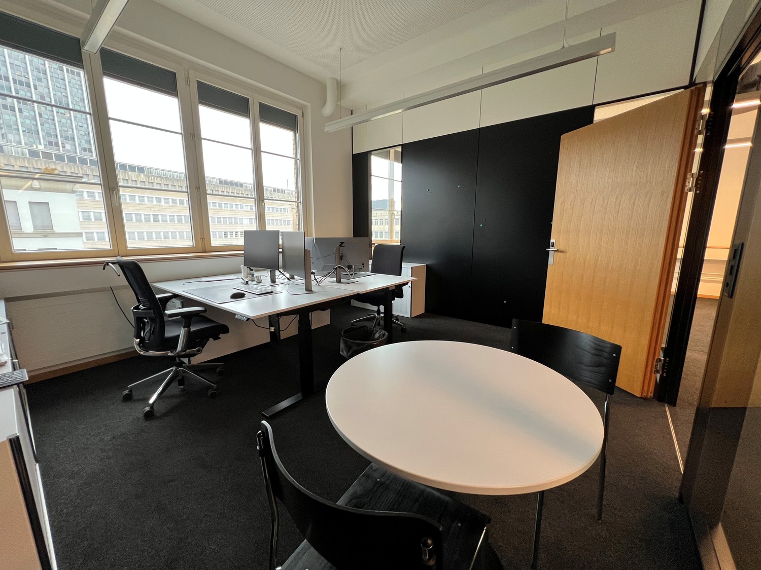 442m² office, photo 7 of 9