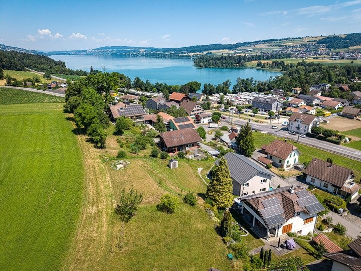 1616m² building land