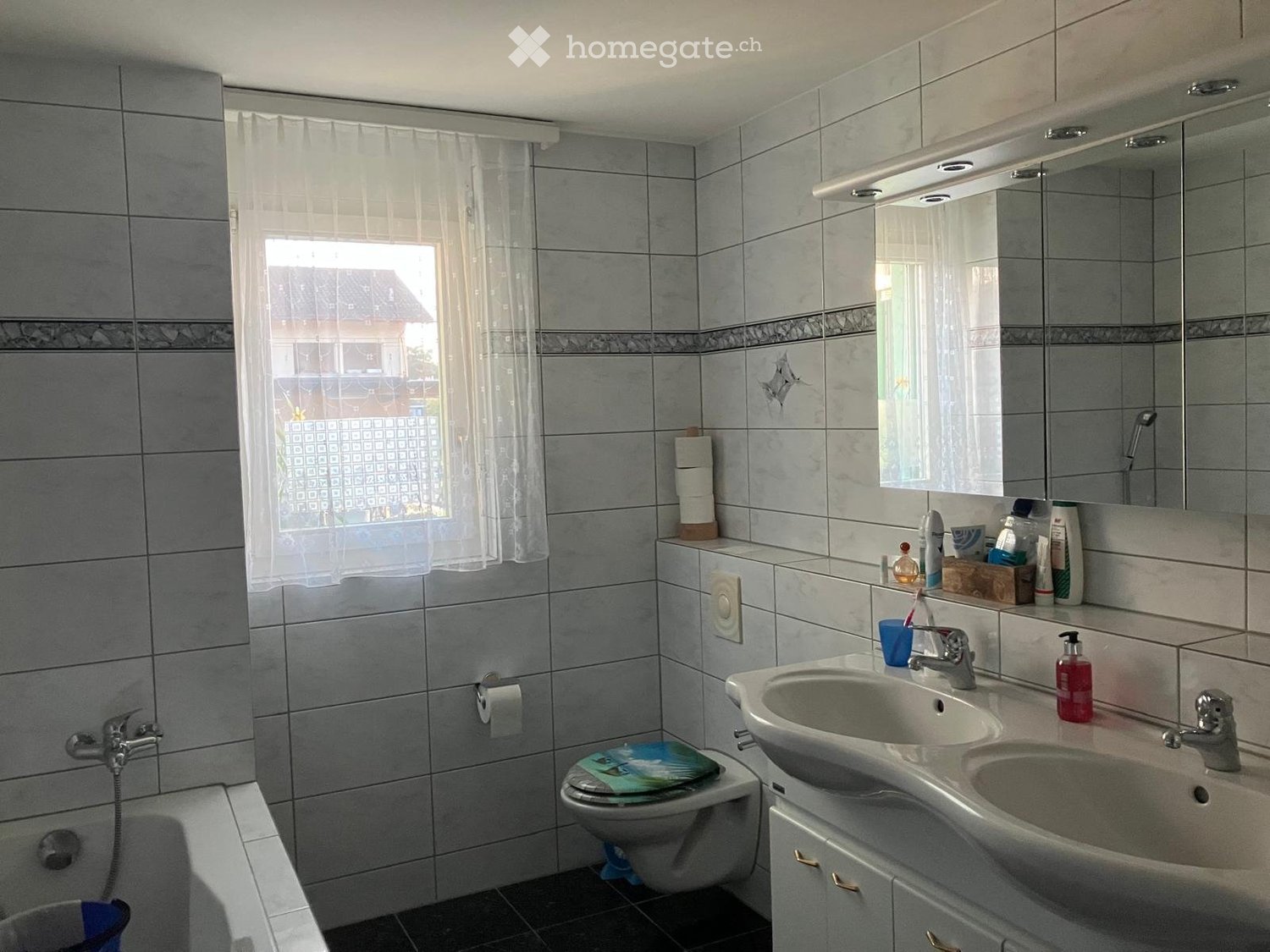 1 room single room