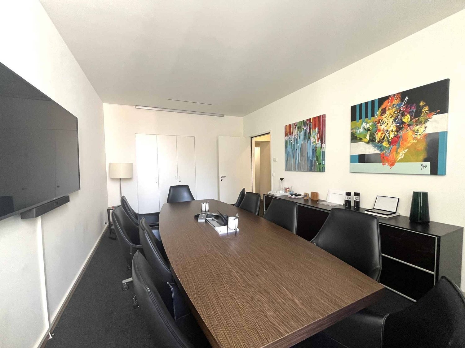 211m² office, photo 6 of 10