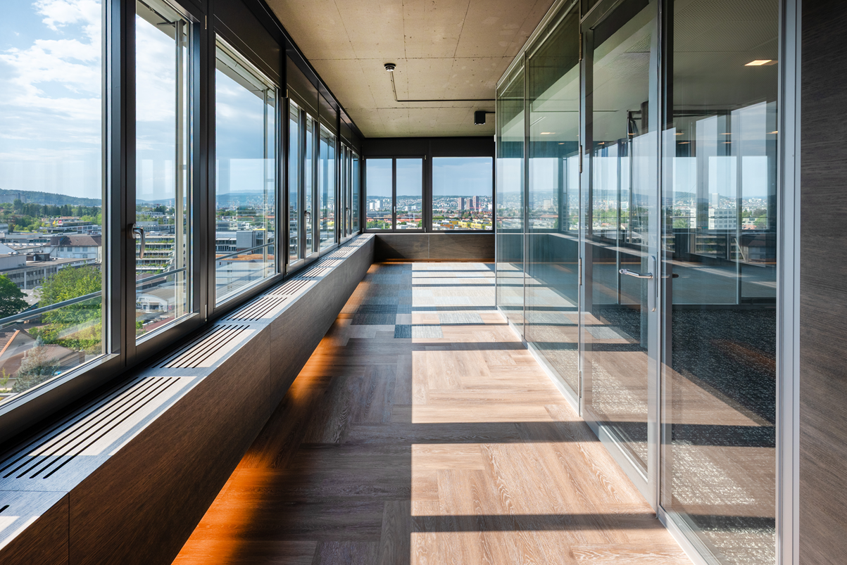 373m² office, photo 2 of 10