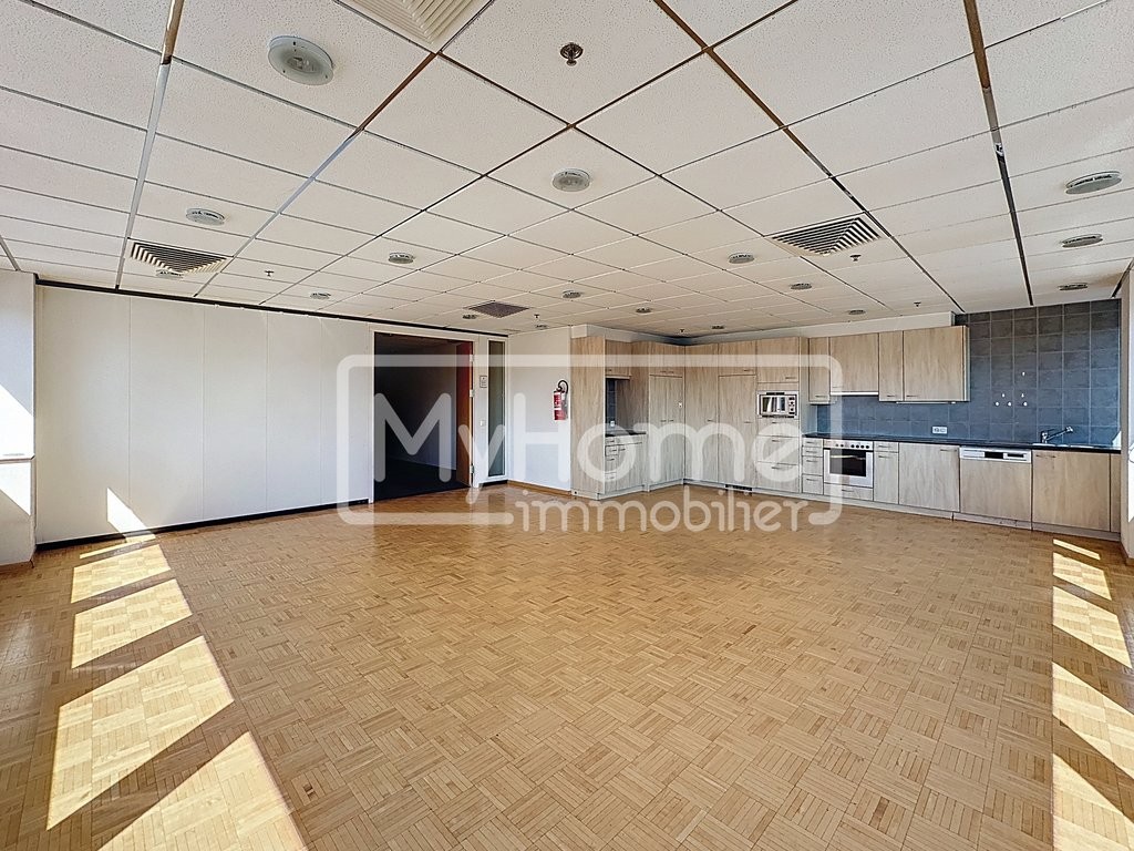1485m² shop, photo 3 of 10