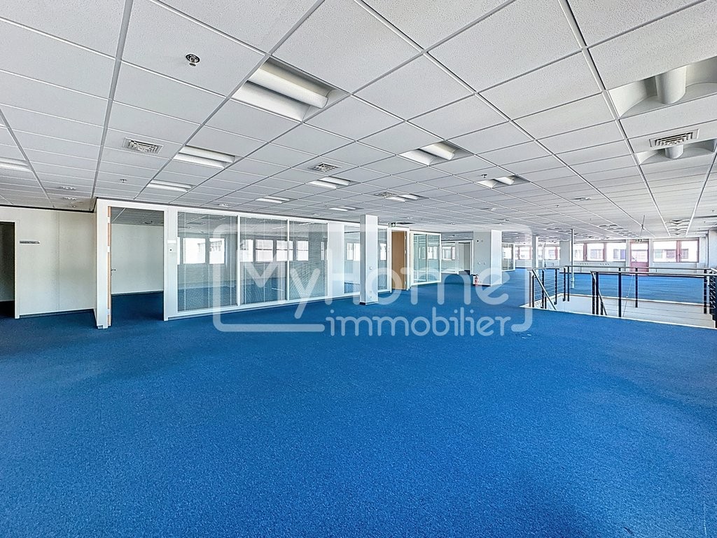 1485m² shop, photo 1 of 10