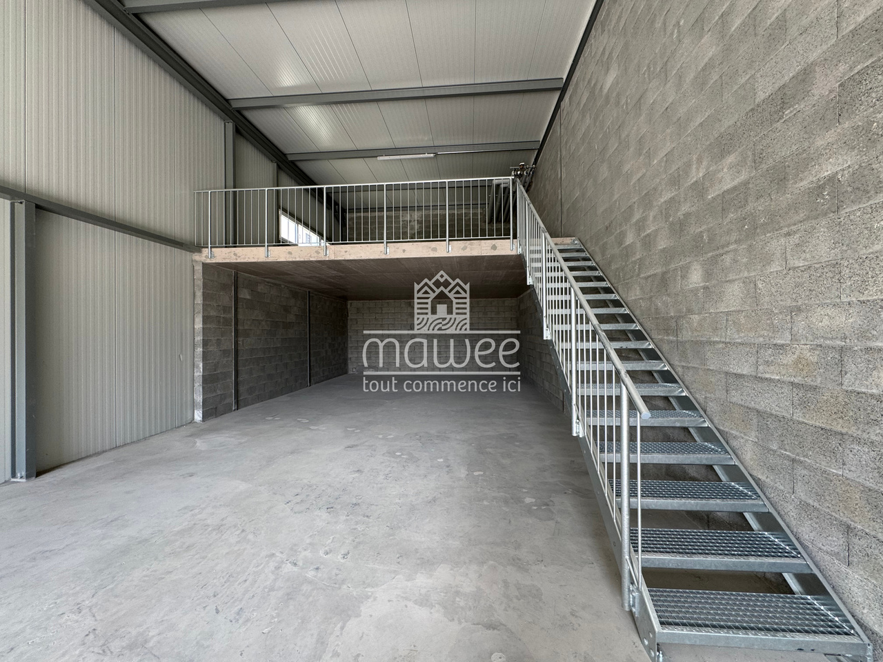 Single garage, photo 2 of 6