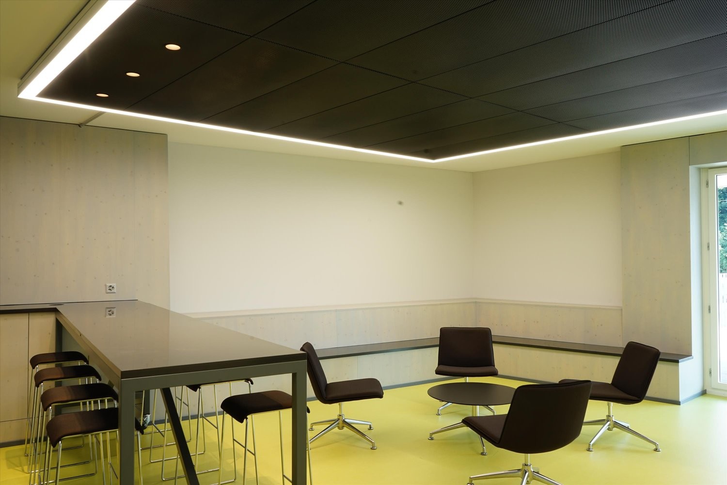 71m² office, photo 4 of 9