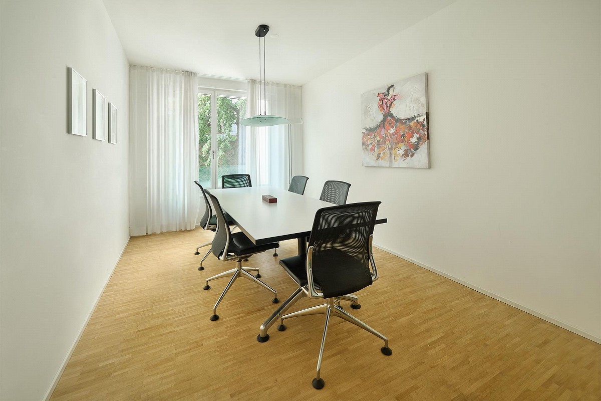 Office, photo 2 of 8