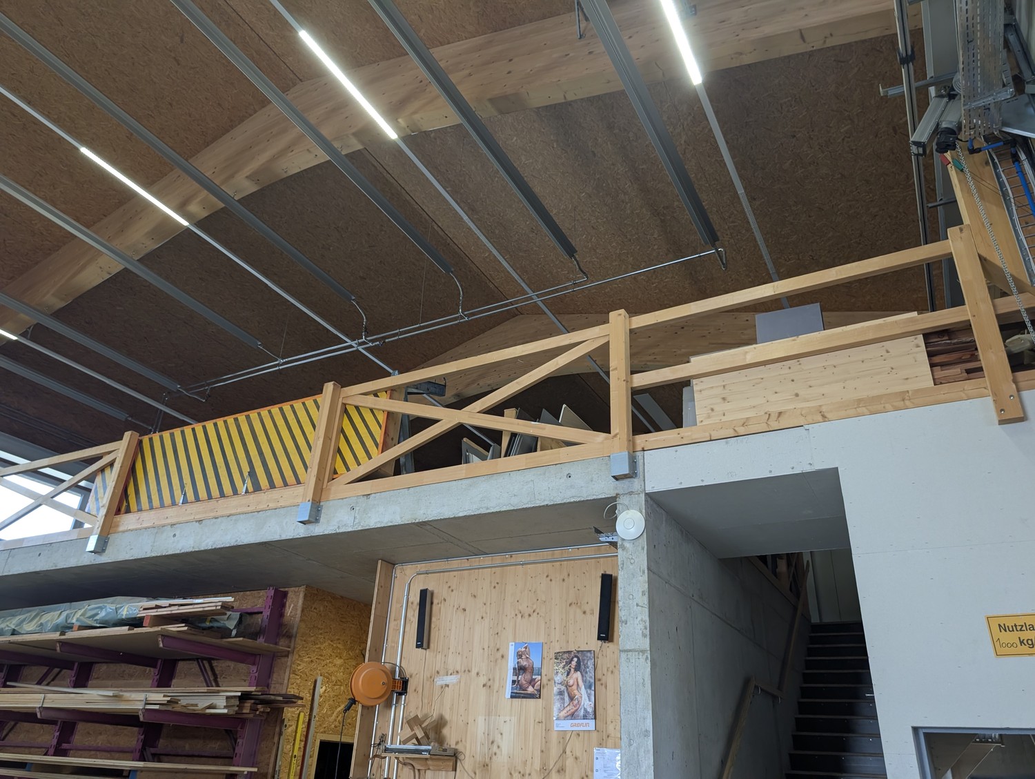 756m² workshop, photo 5 of 10