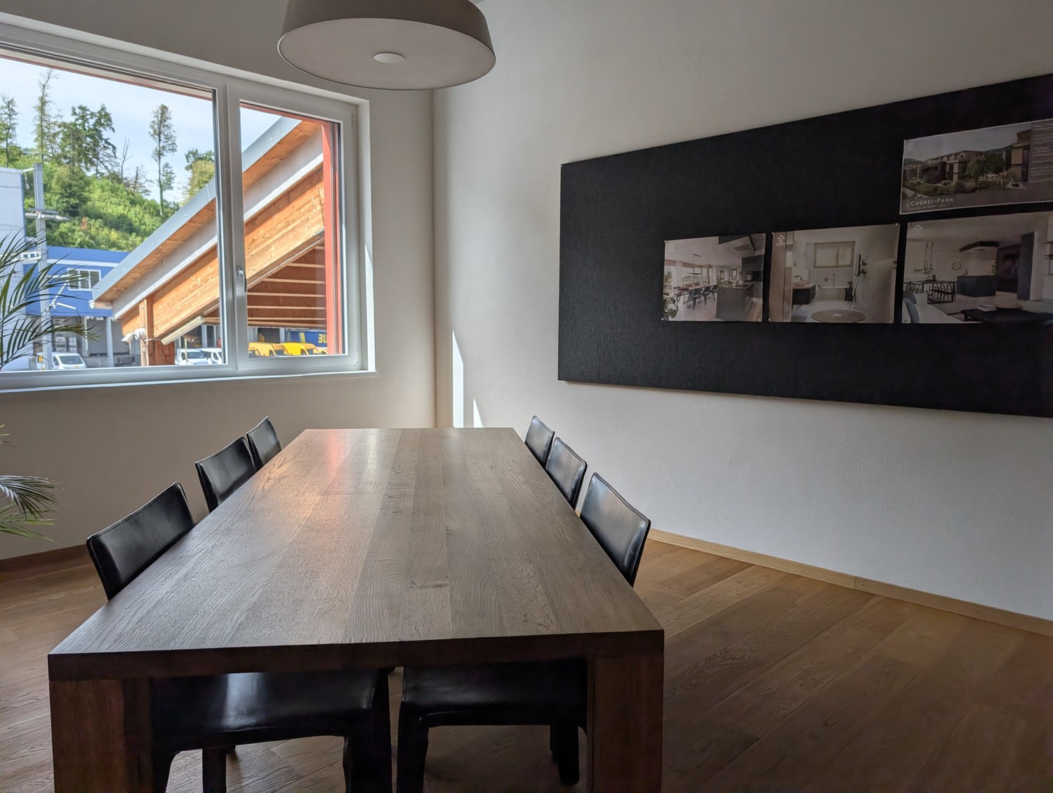 756m² workshop, photo 9 of 10