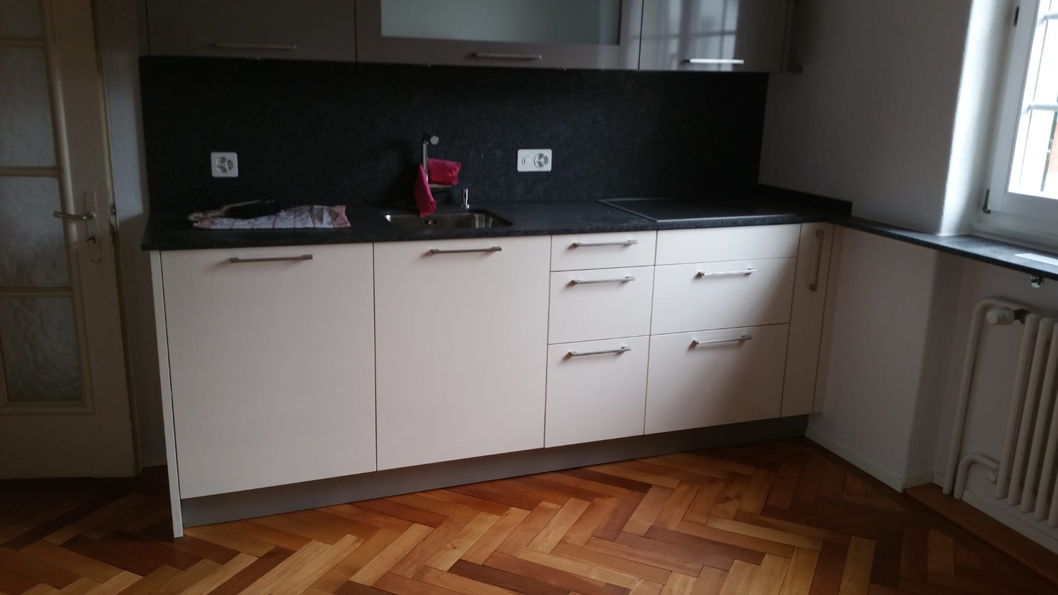 5 rooms apartment