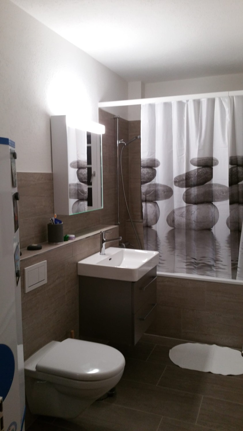 5 rooms apartment
