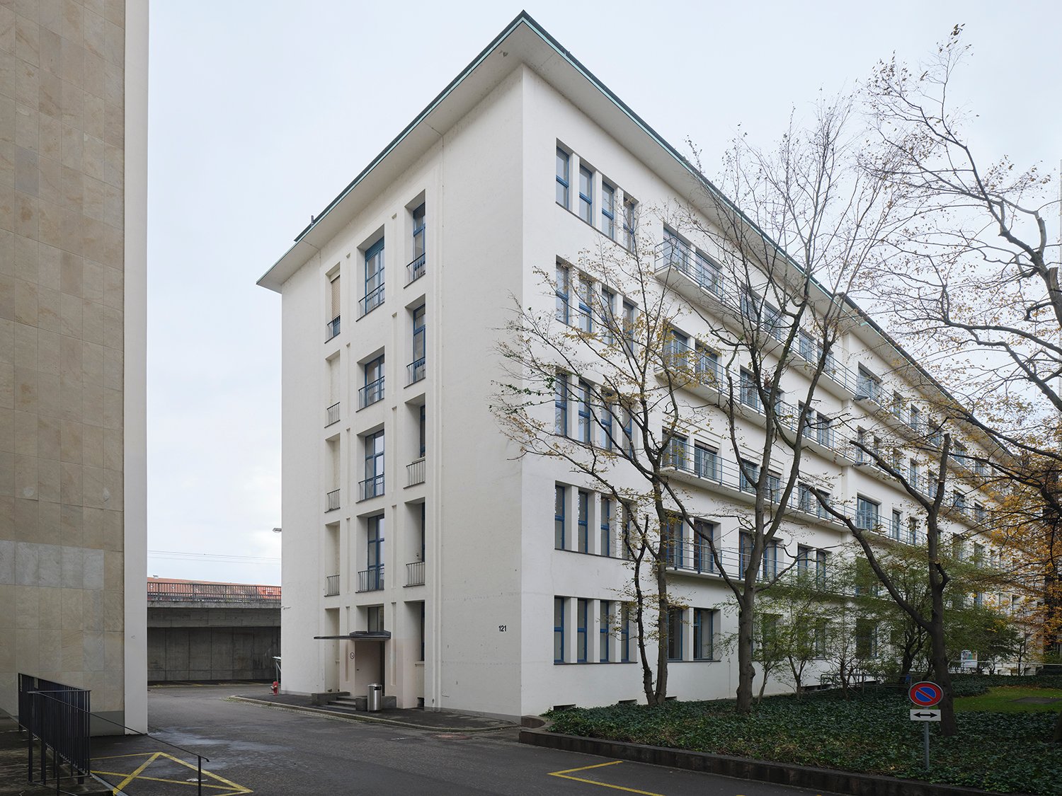 1100m² office, photo 6 of 10