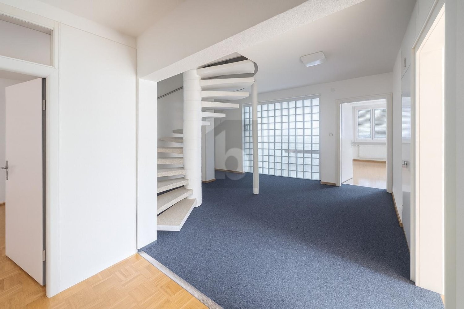500m² office, photo 2 of 4