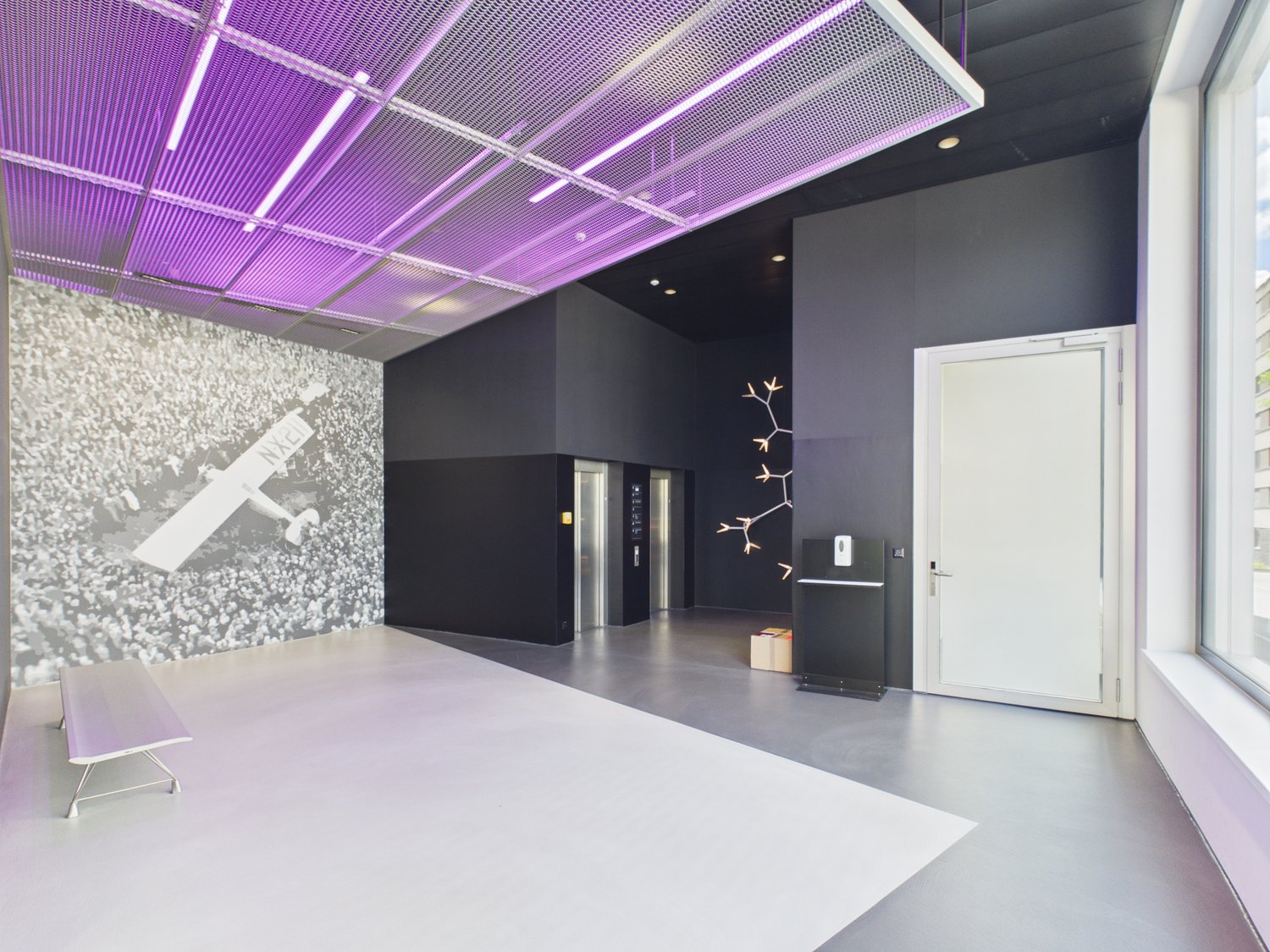 1190m² office, photo 2 of 10