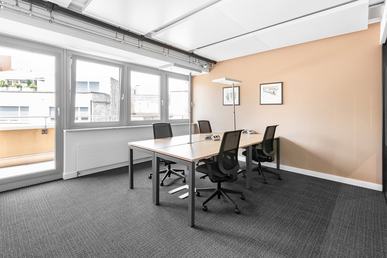 Office, photo 3 of 8