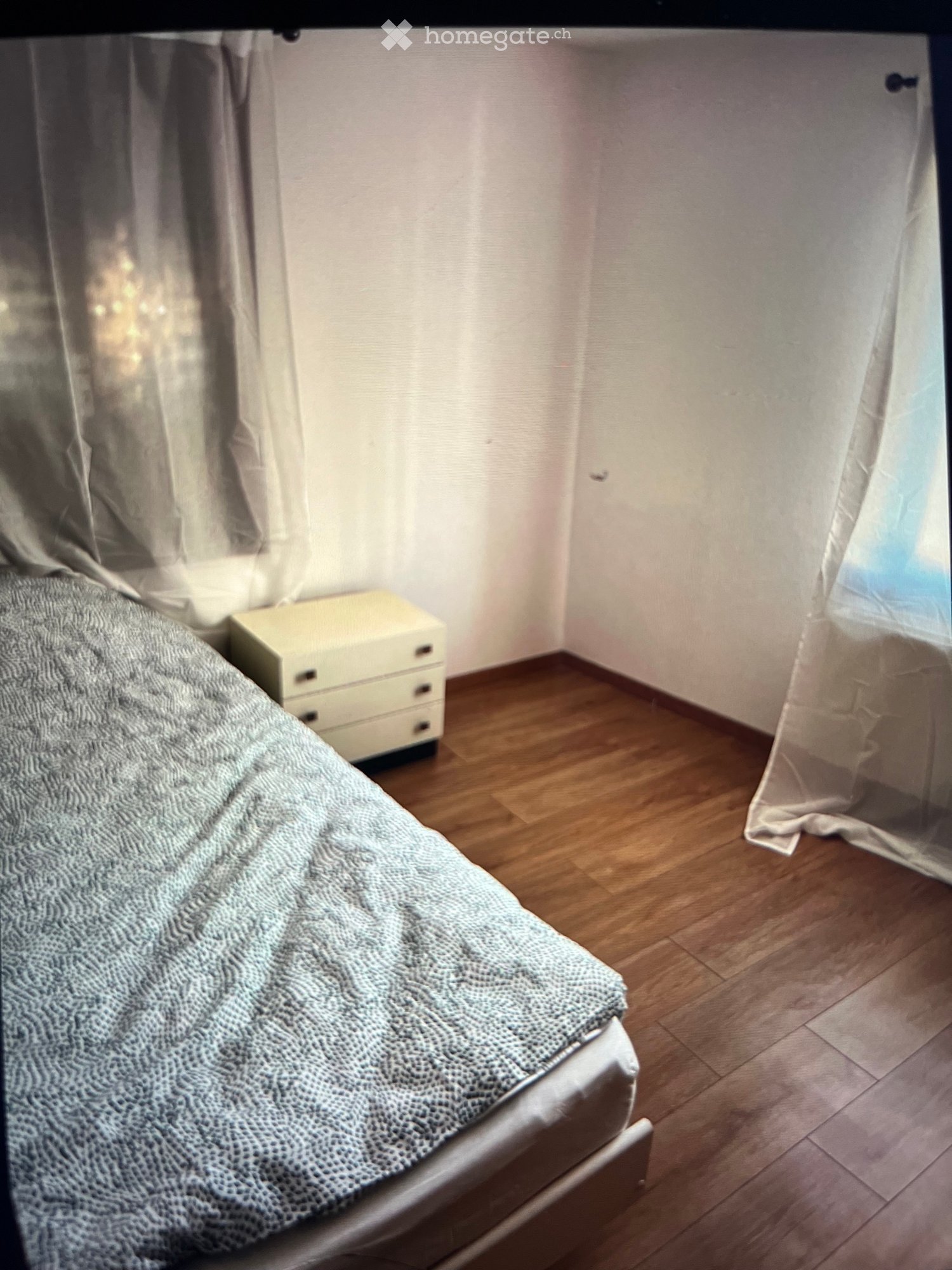 1 room single room