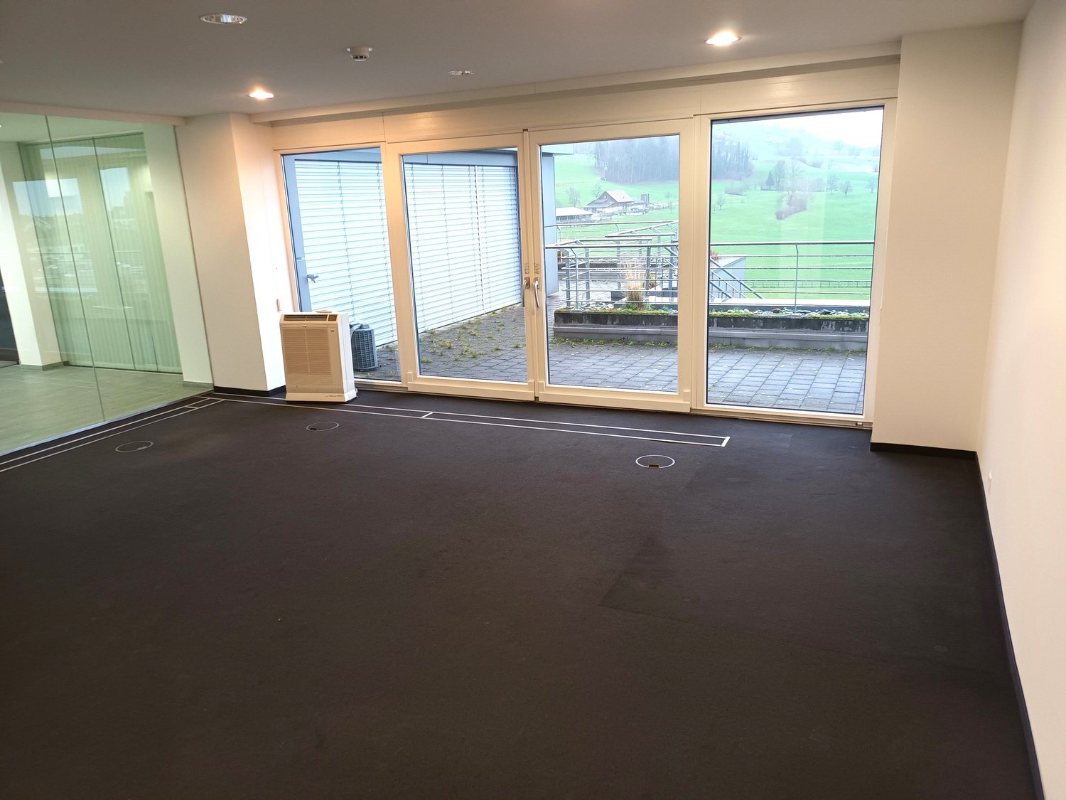 42m² office, photo 2 of 5