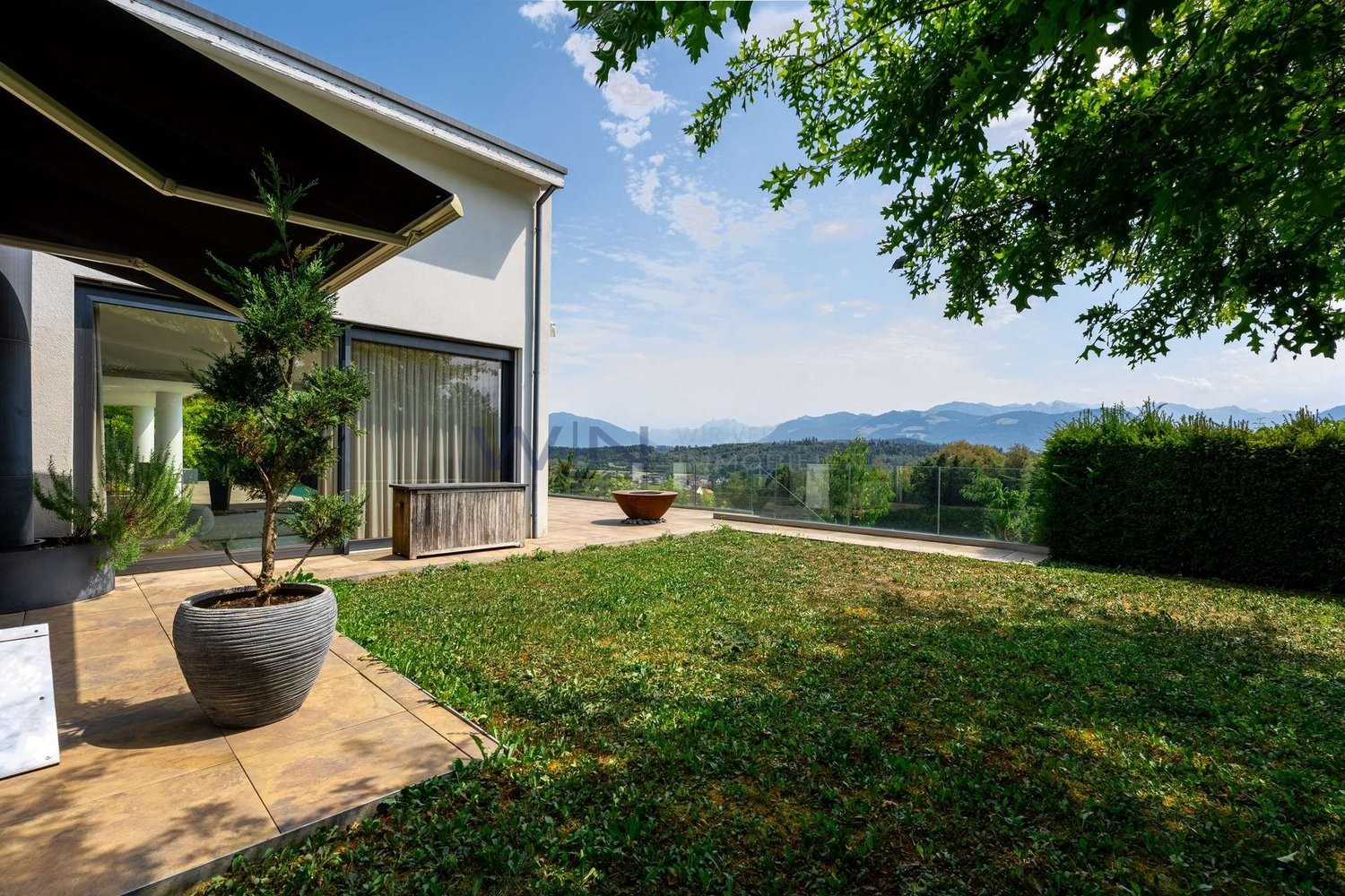 8 ½ rooms villa, photo 7 of 9