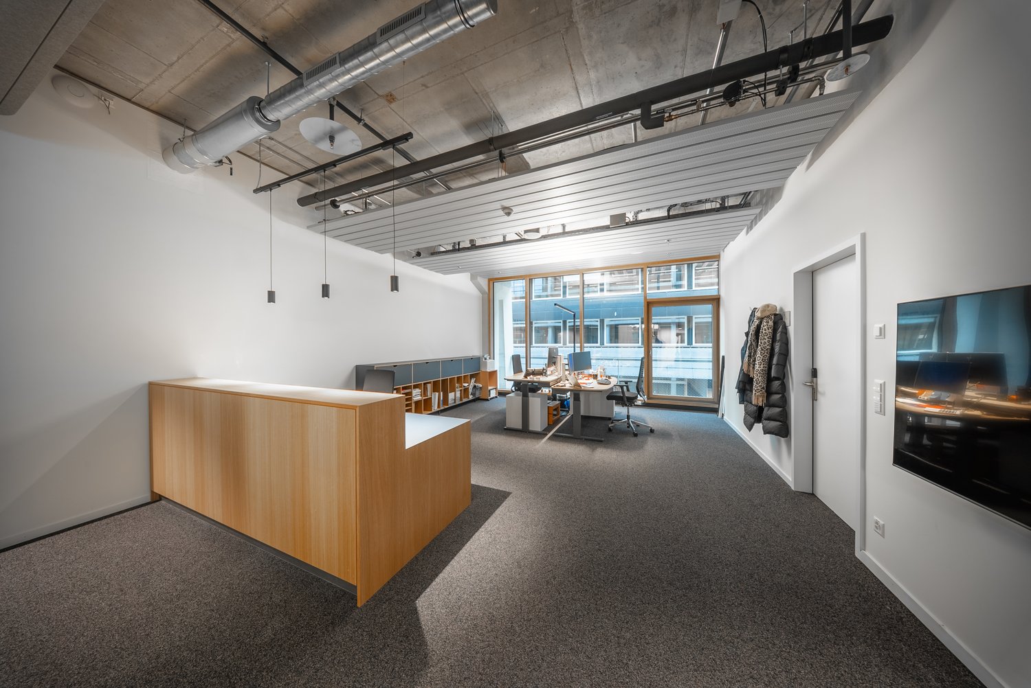 2468m² commercial, photo 7 of 10