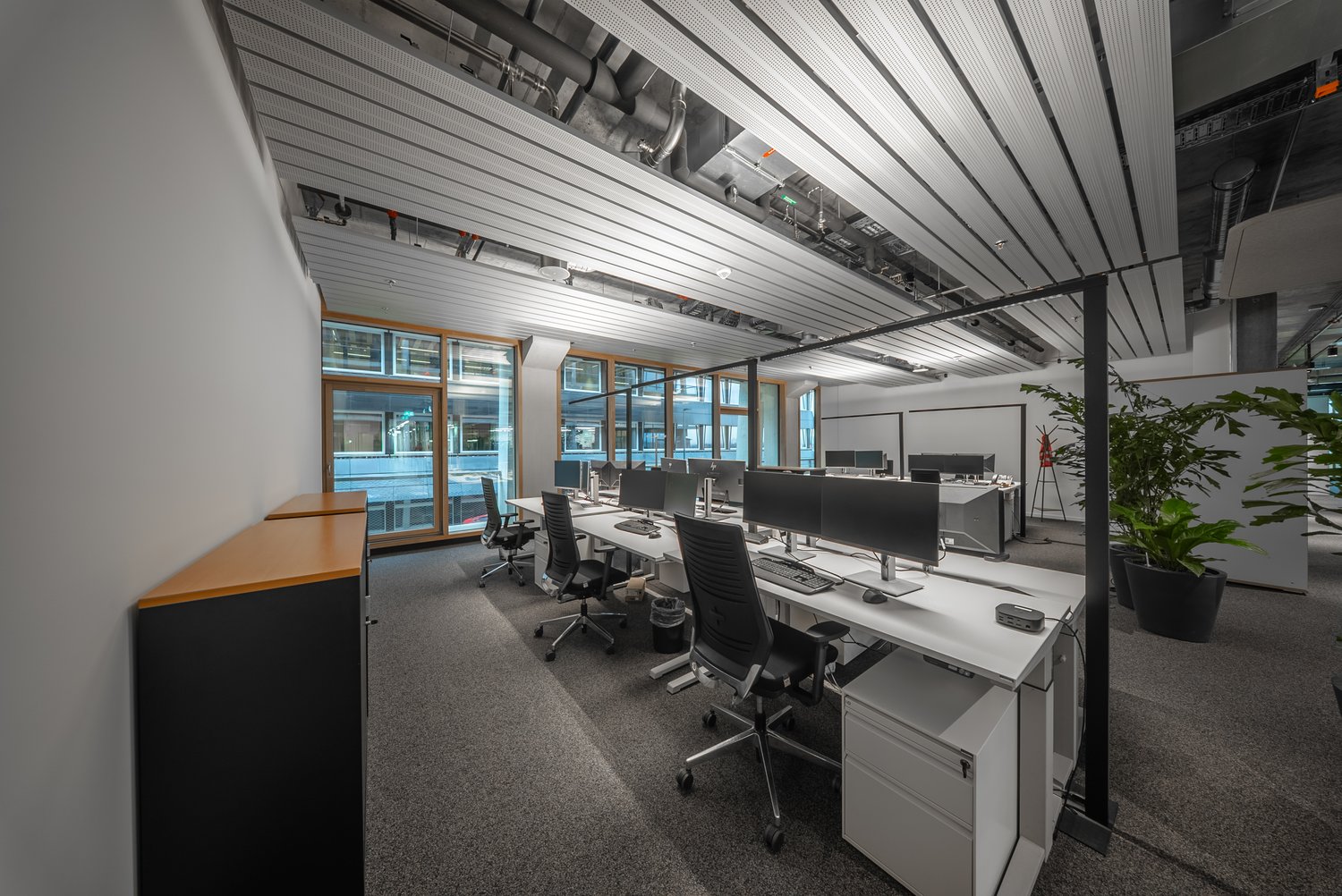 2468m² commercial, photo 8 of 10