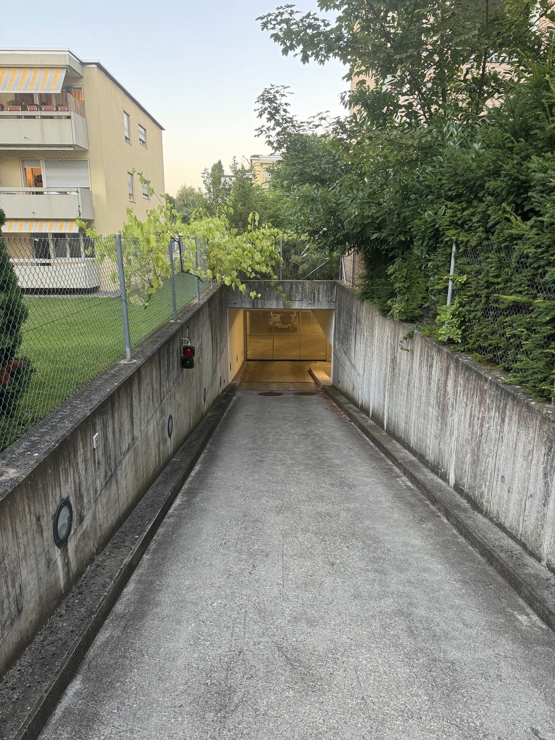 Underground slot, photo 1 of 3