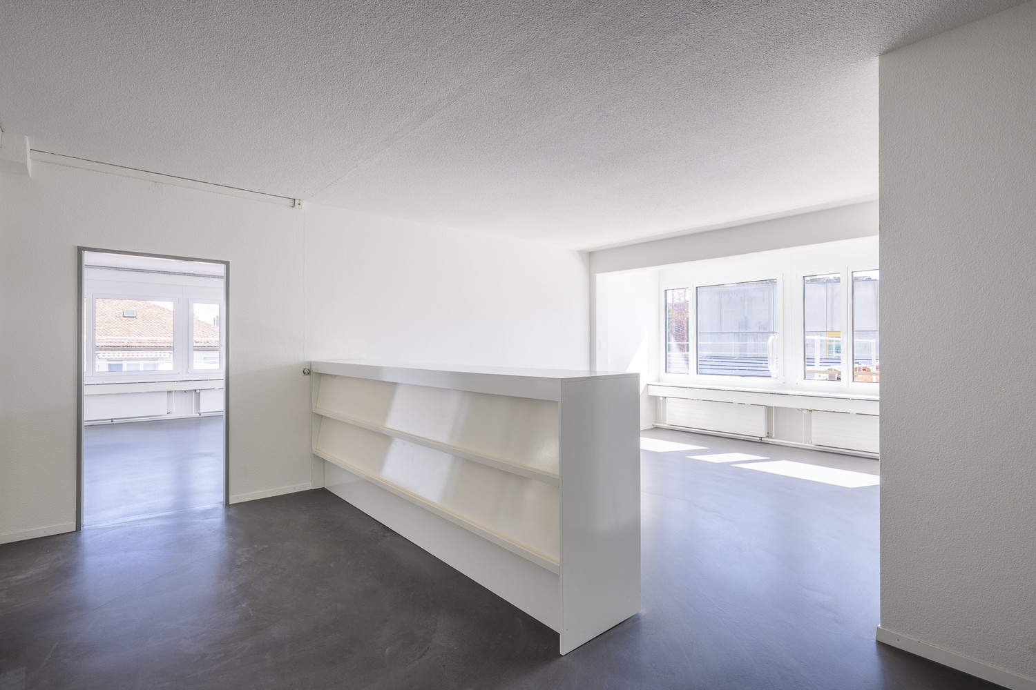 241m² office, photo 6 of 10