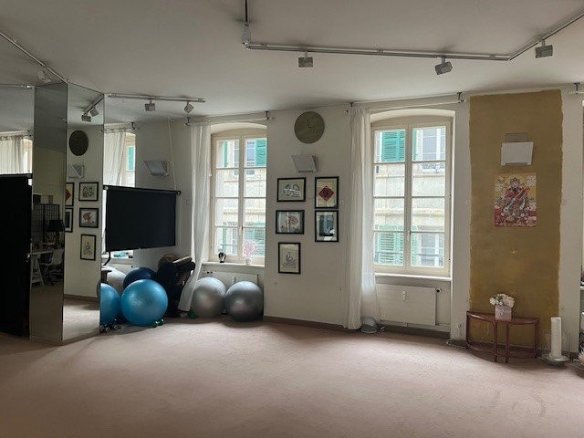 140m² office